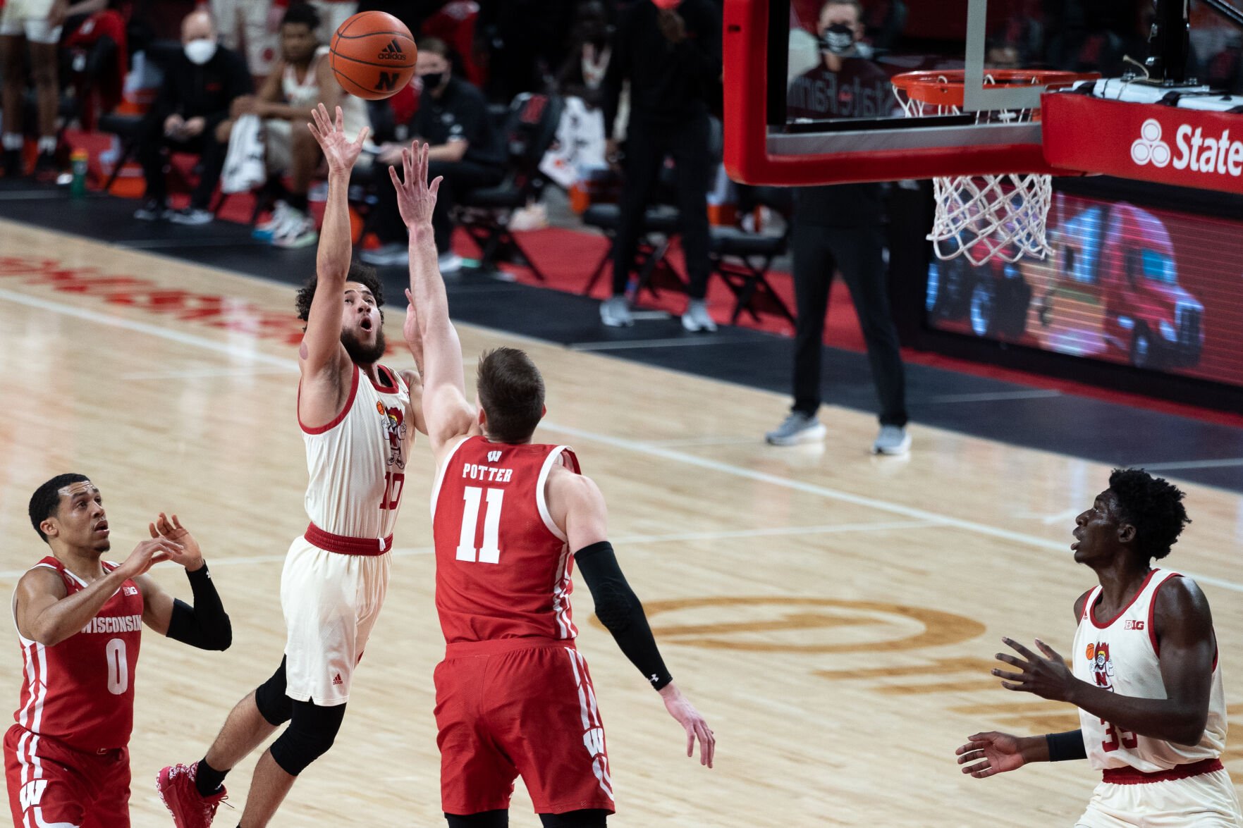 Nebraska Basketball vs. Wisconsin Photo No. 5